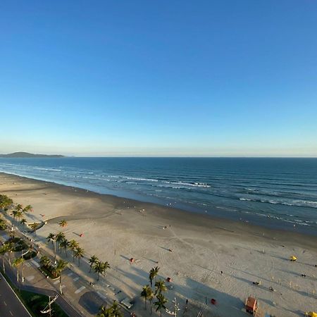 Apartamento Kitnet Pe Na Areia Praia Ocian برايا جراندي المظهر الخارجي الصورة